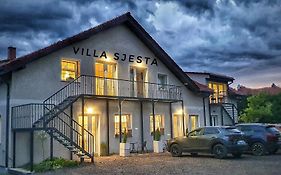 Villa Sjesta komfortowe apartamenty, prywatny parking, gratis parking w centrum miasta